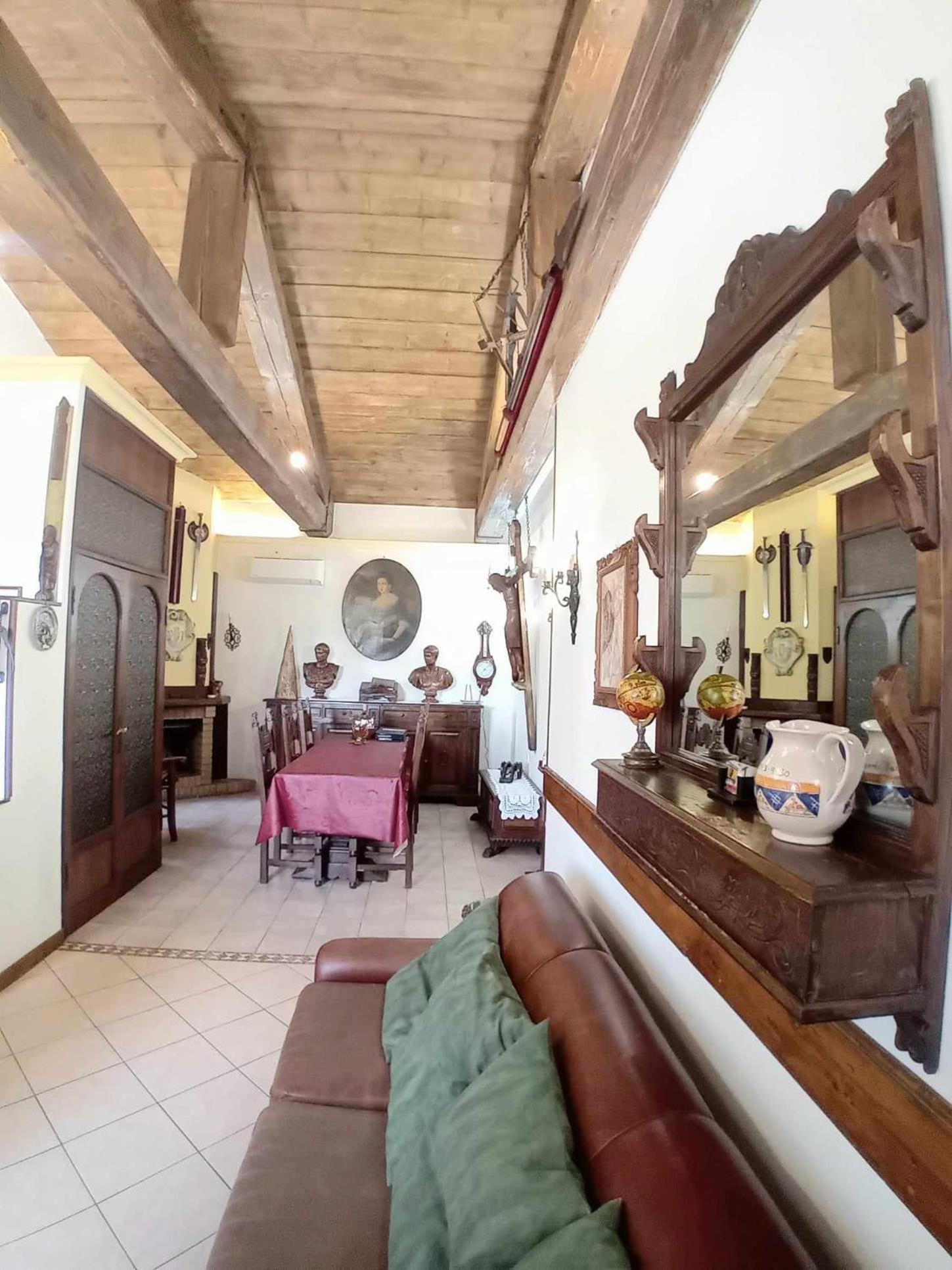 Casa Serafina Trilocale Con Arredi D'Arte E Parcheggio Privato Orvieto Bagian luar foto