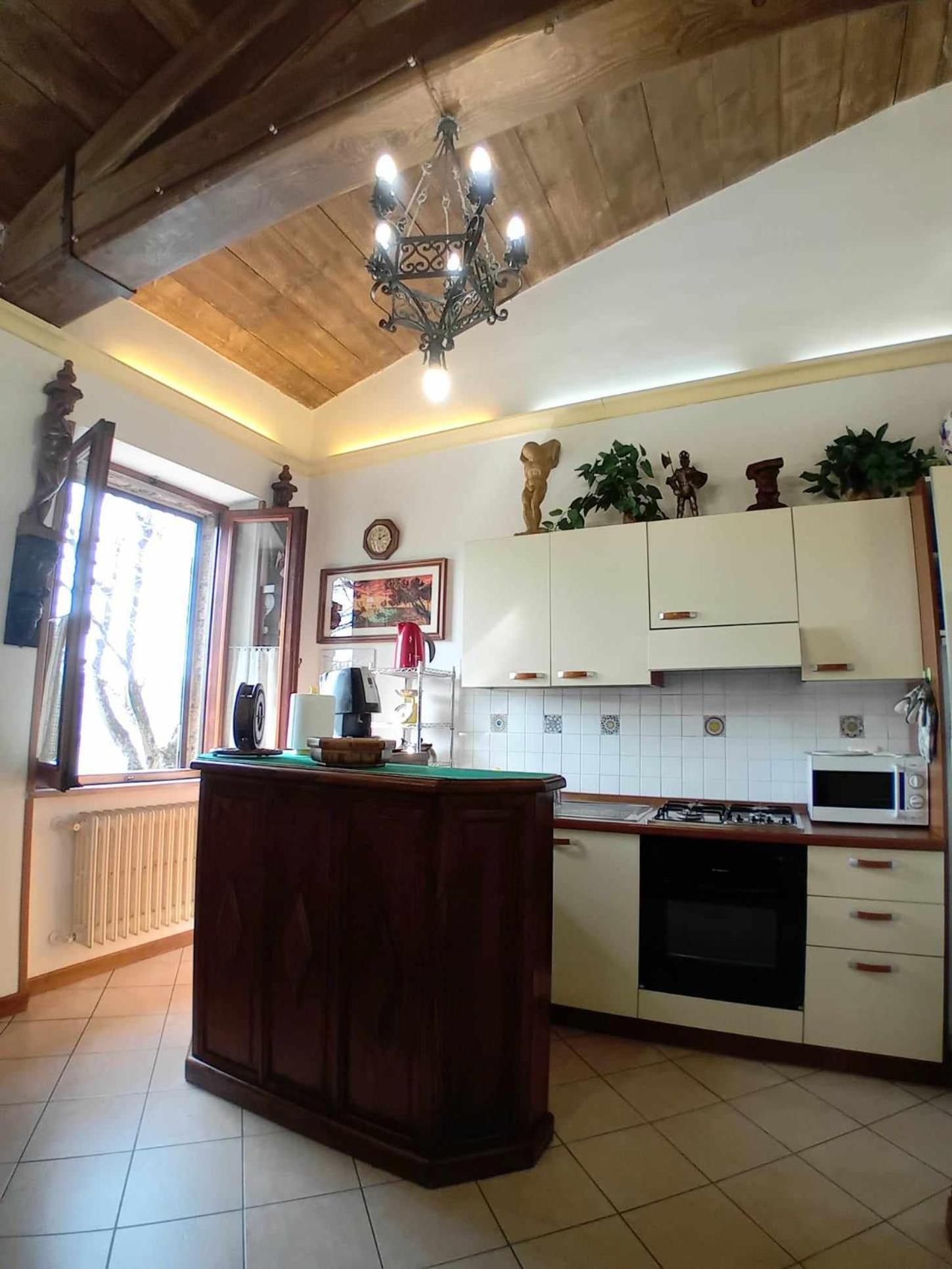 Casa Serafina Trilocale Con Arredi D'Arte E Parcheggio Privato Orvieto Bagian luar foto